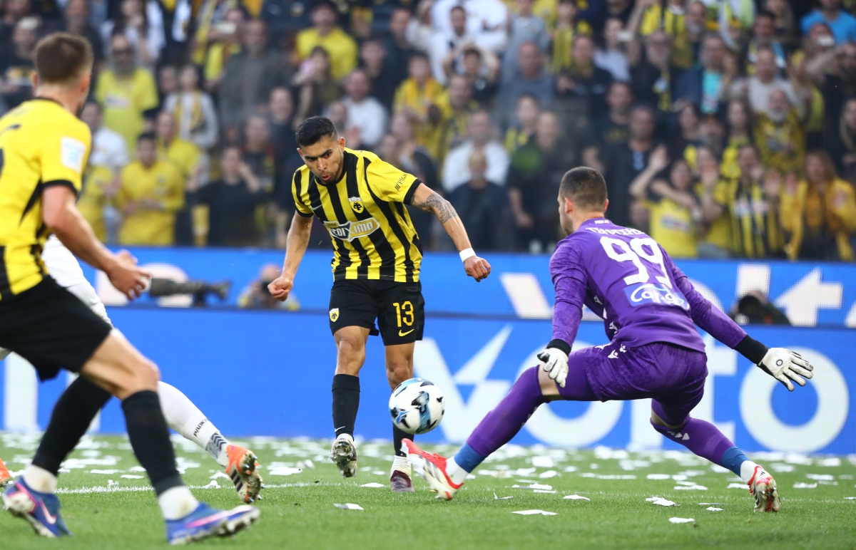 Ο «βιονικός» Πινέδα που πήρε βαθμό 9,1 στο ΑΕΚ-ΠΑΟΚ 3-0 (vids)