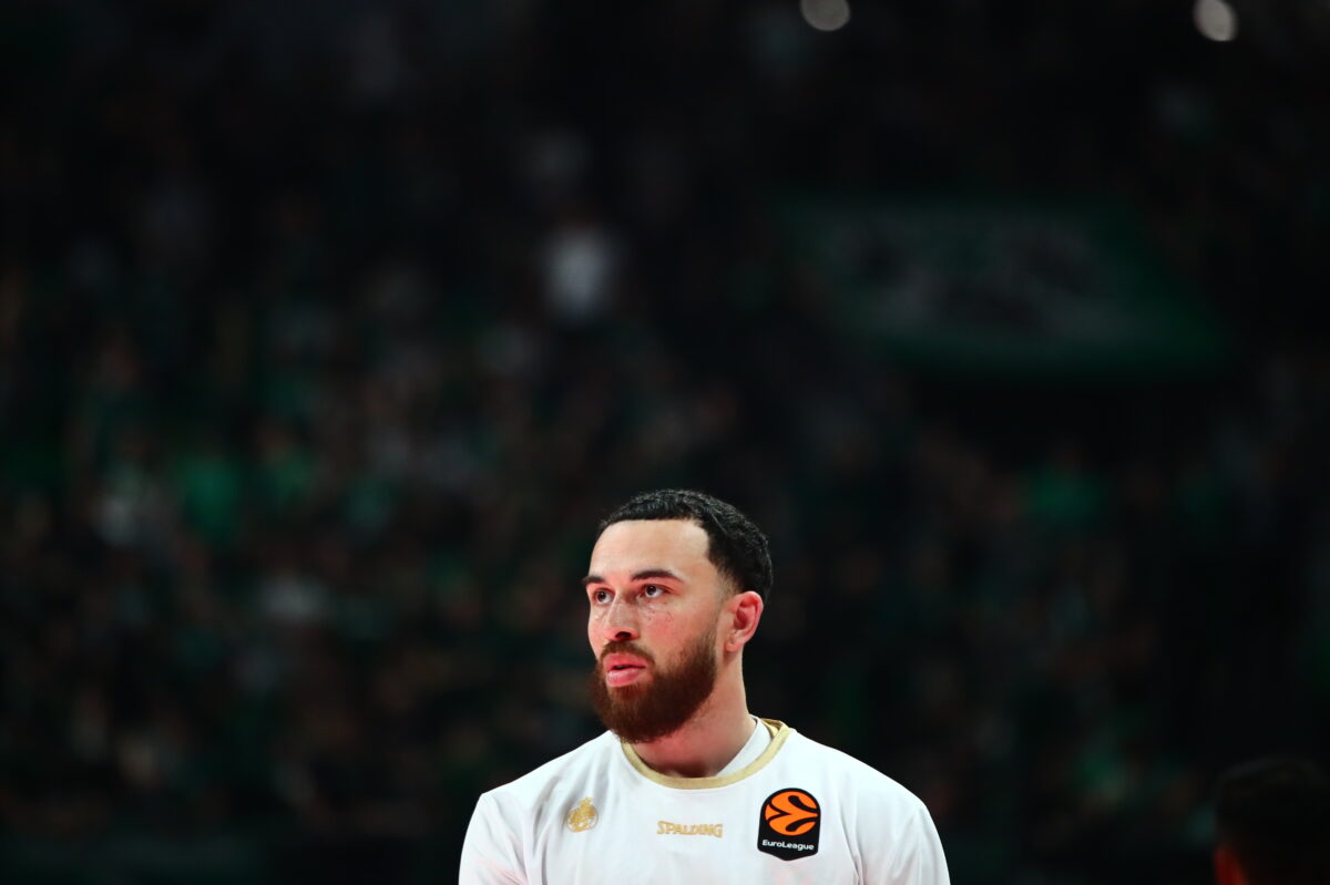 Χειροκροτήθηκε ο Μάικ Τζέιμς κατά την παρουσίαση της Μονακό στο T-Center