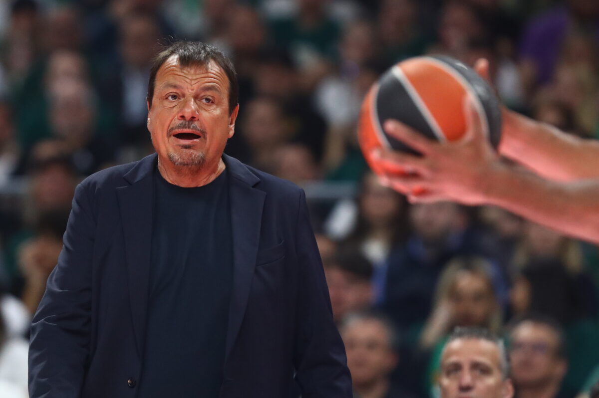 LIVE: Η Συνέντευξη Τύπου του Αταμάν μετά την πρόκριση του Παναθηναϊκού στα playoffs