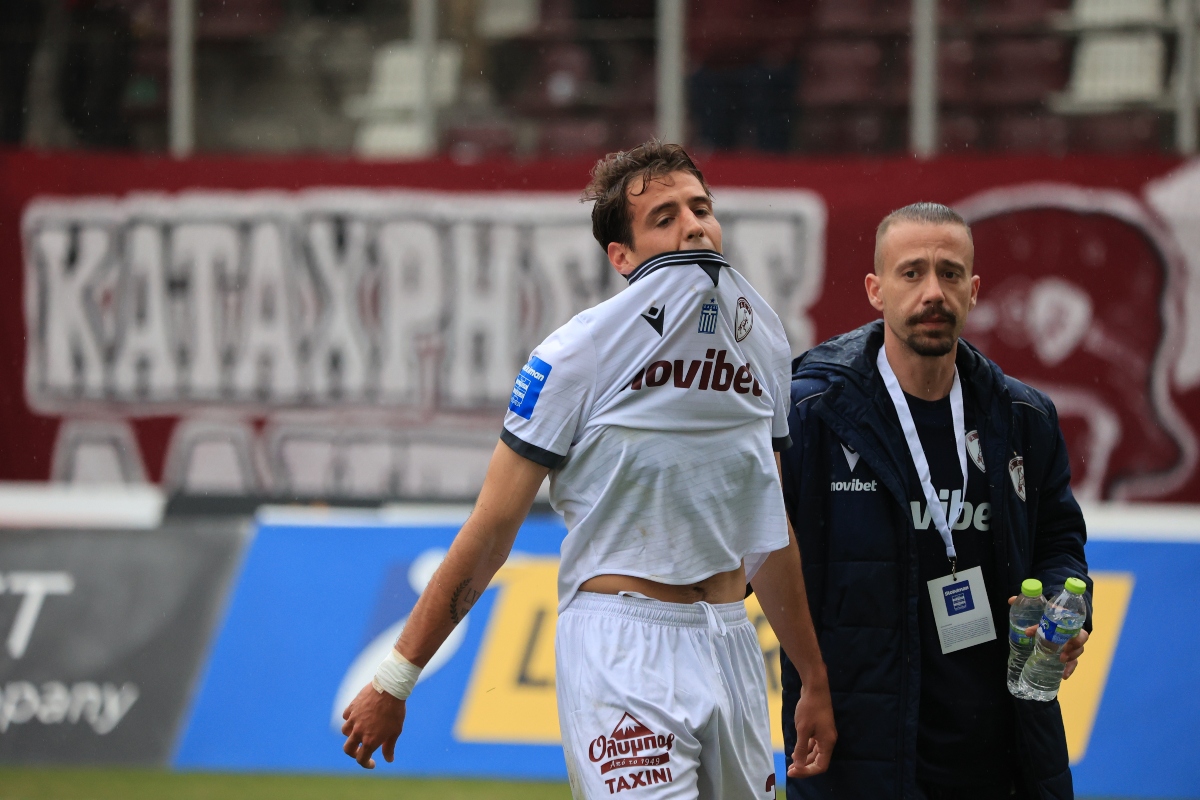 Αναγκαστική αλλαγή ο Αποστολάκης-Η πρώτη διάγνωση