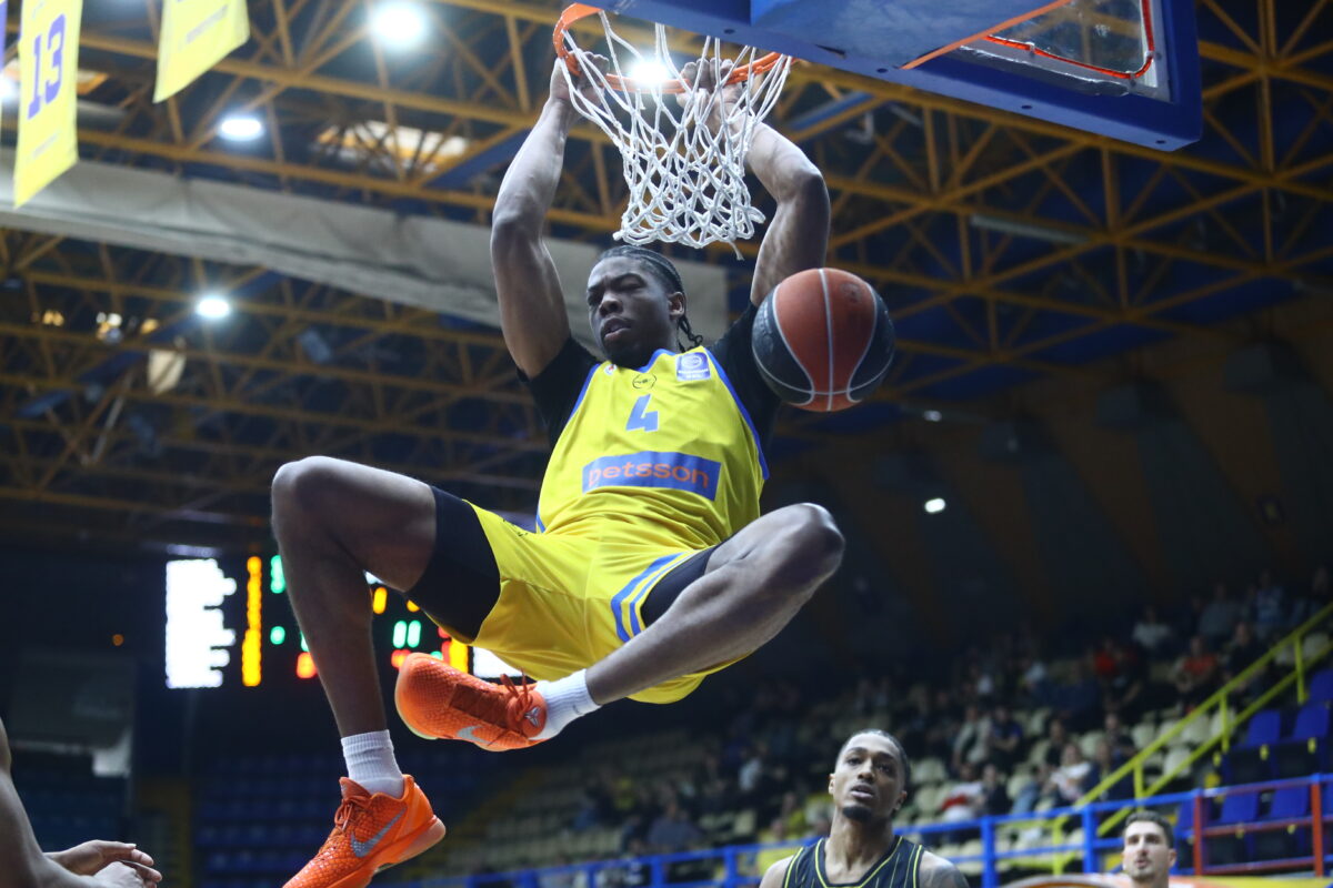 Τα highlights από την νίκη του Περιστερίου απέναντι στον Άρη