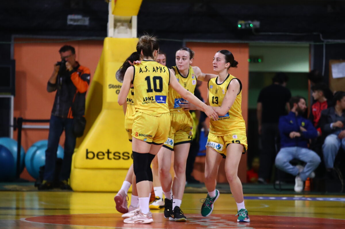 Ο Άρης μία ανάσα από την Α1 Γυναικών, 3-0 τους Πάνθηρες Καβάλας