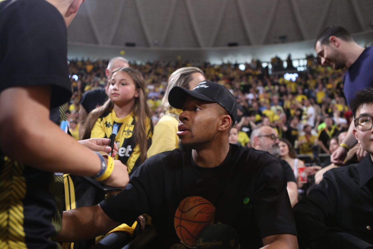 «Δεν το περίμενα αυτό»: Πανδαιμόνιο με Αντετοκούνμπο στο Αλεξάνδρειο