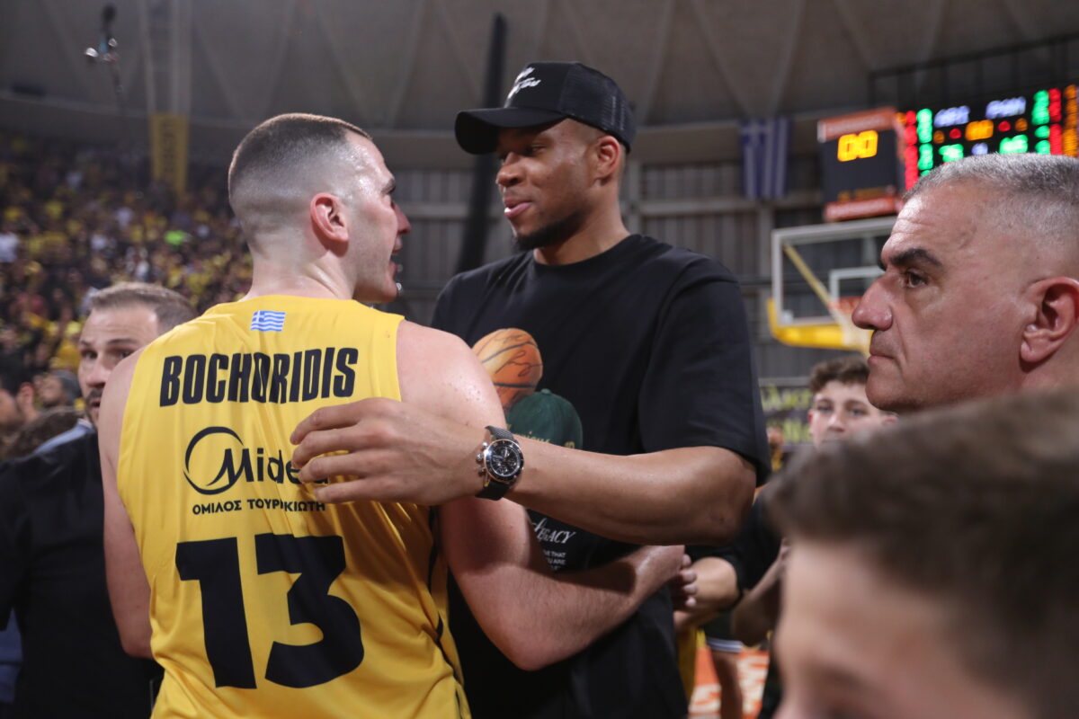 Τσαλτίδης: «Η παράσταση στο Παλέ και το κάλεσμα στον Γιάννη να φορέσει τη φανέλα του Άρη»