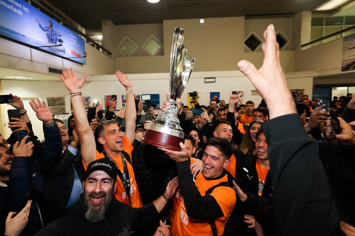 Στους δρόμους το Ηράκλειο για να αποθεώσει τον Κυπελλούχο ΟΦΗ