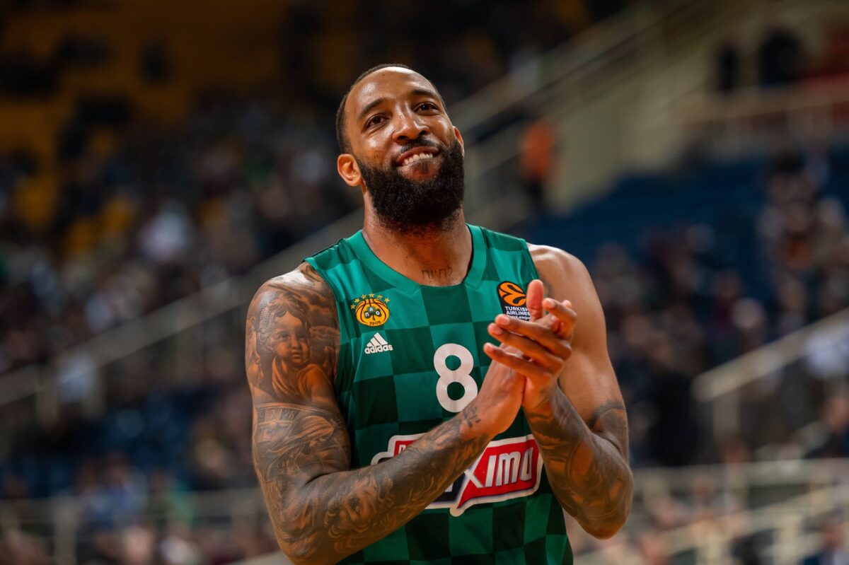 Ντέρικ Ουίλιαμς στο Sportal: Ο λόγος της επίσκεψης στην Ελλάδα, οι «αιώνιοι» και το ενδεχόμενο επιστροφής (vid)