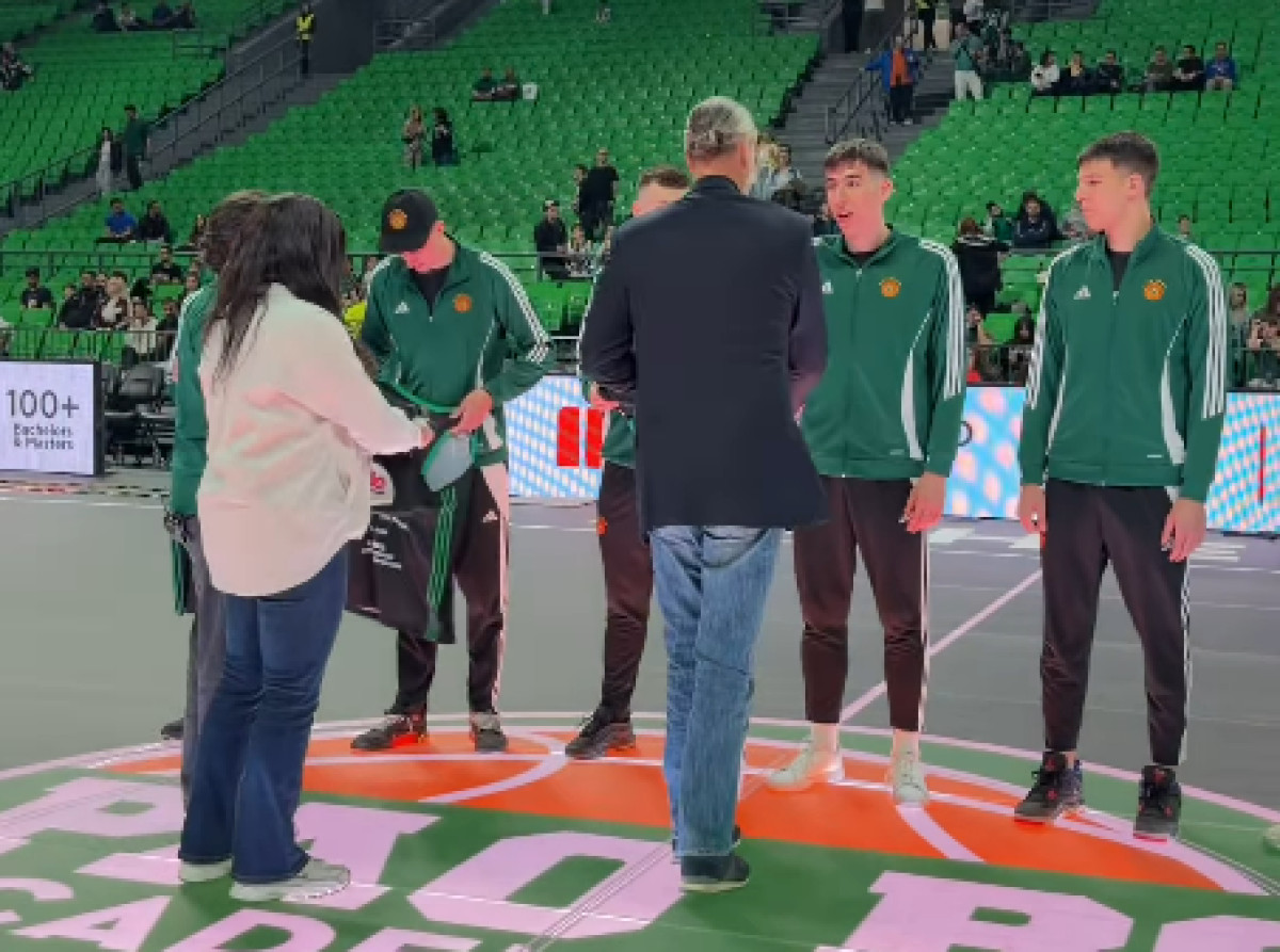 Παναθηναϊκός: Βραβεύτηκαν από τον Αλβέρτη οι απόφοιτοι της PAO BC Academy (vid)