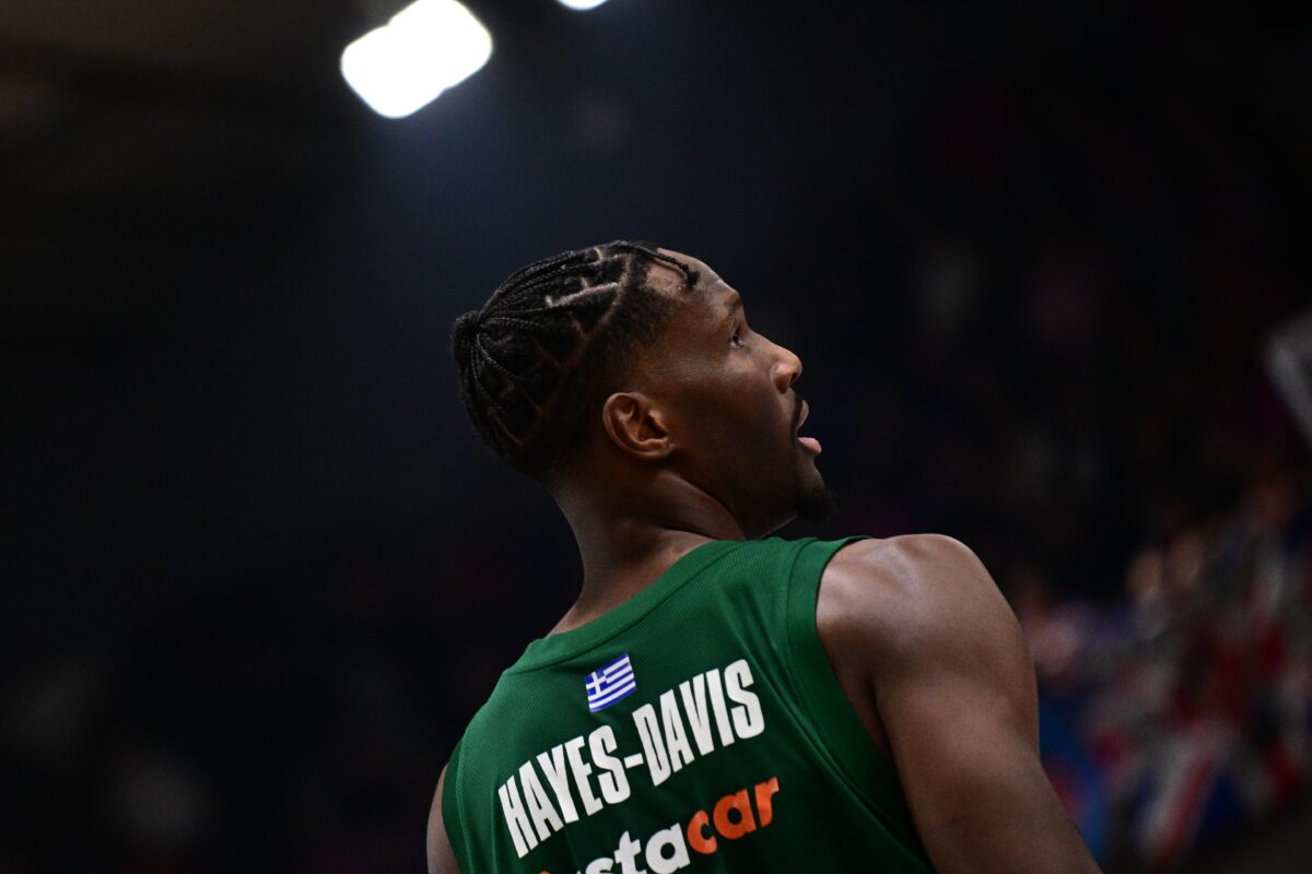 Hayes Mentality: Απευθείας από το αερόδρομιο της Σόφιας στο γήπεδο για προπόνηση ο Αμερικανός!