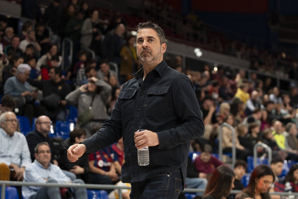 Τελείωσε τα σενάρια ο Ναβάρο: «Δεν υπάρχει Μπαρτσελόνα χωρίς Πασκουάλ» – Τι είπε για το μπάτζετ της επόμενης σεζόν