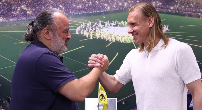 Δώρο γενεθλίων στον Βίντα, το νέο συμβόλαιο με την ΑΕΚ με τρομερές ατάκες Ηλιόπουλου