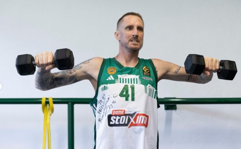 Συγκινεί ο Πολονάρα: Προπονείται με φανέλα του Χουάντσο Ερνανγκόμεθ! (vid)