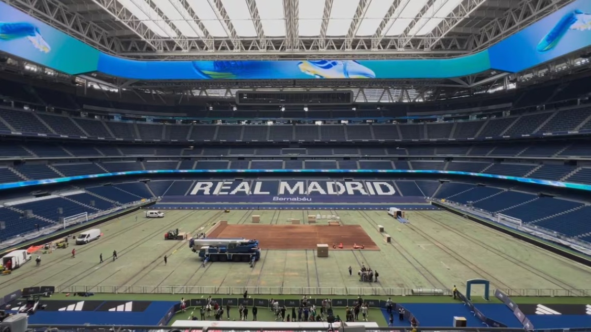 Μεταμορφώνεται το Μπερναμπέου για το Madrid Open (pics&vid)