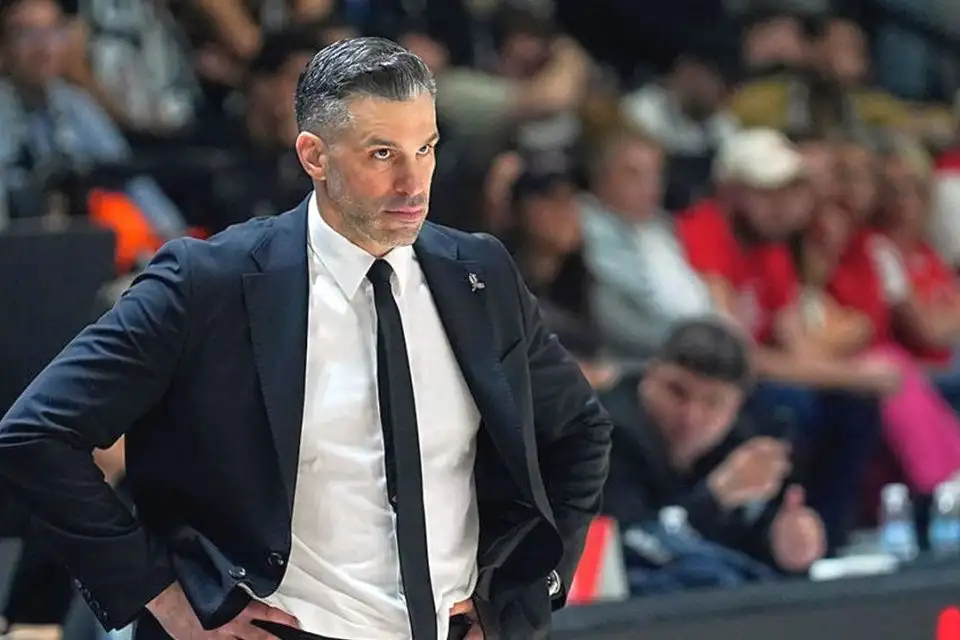 Μπεσίκτας: Έξαλλος με τους παίκτες του ο Αλιμπίγιεβιτς!