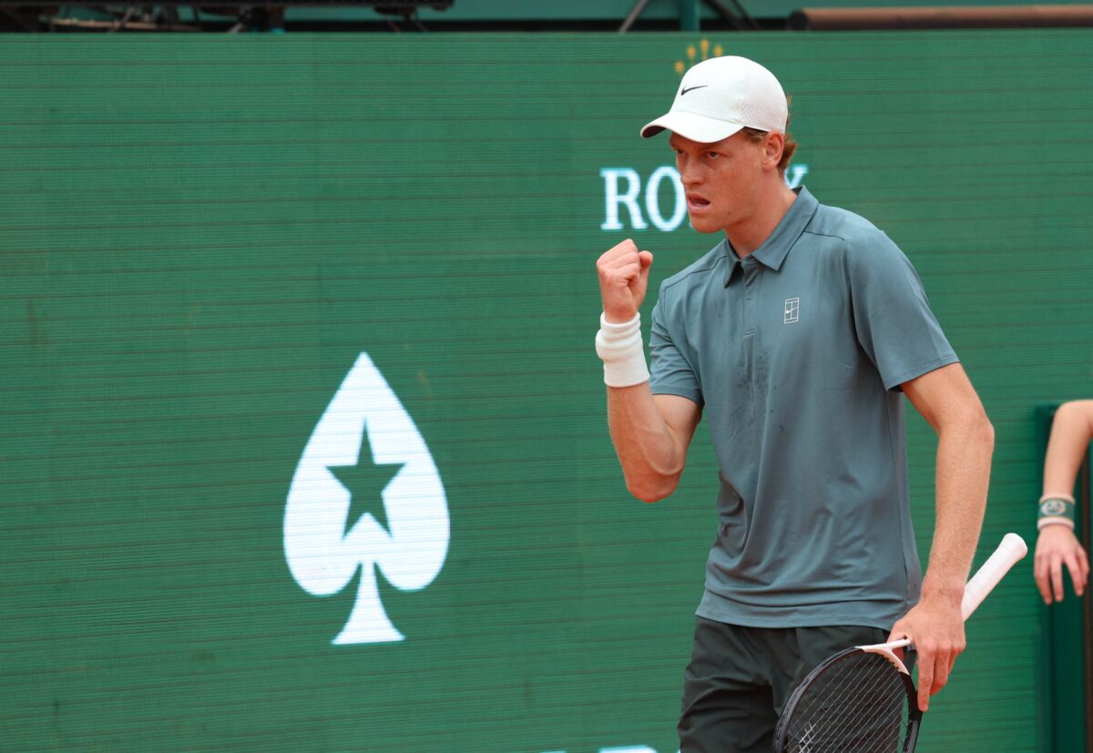 Ο Σίνερ «εκθρόνισε» τον Αλκαράθ στο Μόντε Κάρλο και επέστρεψε στην κορυφή του κόσμου