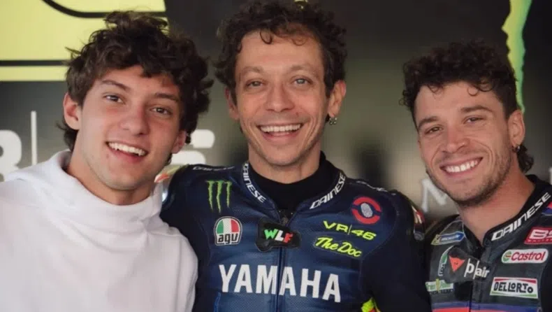 Κίμι Αντονέλι, Βαλεντίνο Ρόσι και Μάρκο Μπετζέκι