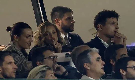 Μάγκι Κορσέιρο και Λάντο Νόρις