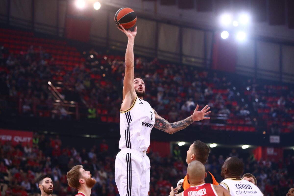 Κοντά σε συμφωνία με τον Λοβέρν η Παρτίζαν