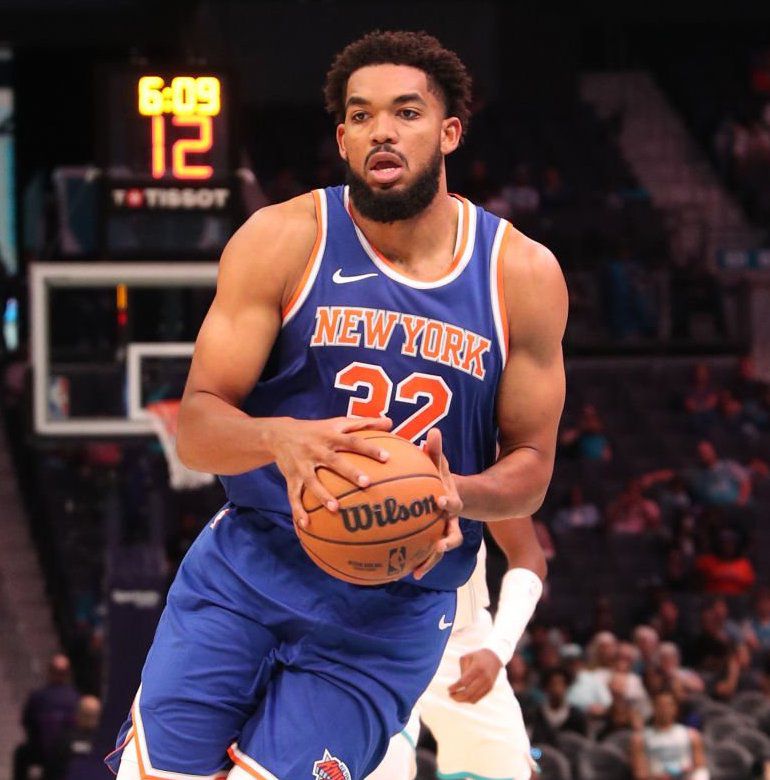 Ο Καρλ Άντονι Τάουνς στο ντεμπούτο του με τους Νικς