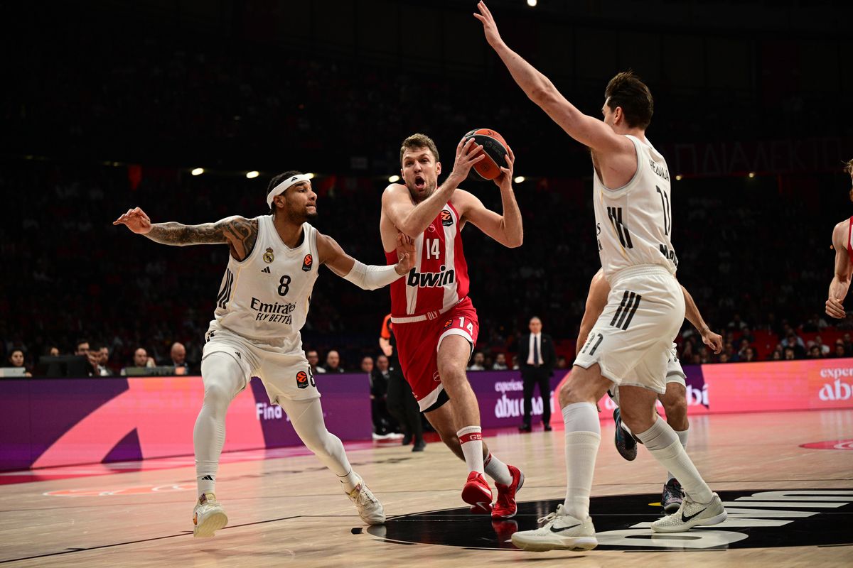 Ρεσιτάλ Ολυμπιακού κόντρα στη Ρεάλ – Έκανε θραύση στην 1η περίοδο (vid)