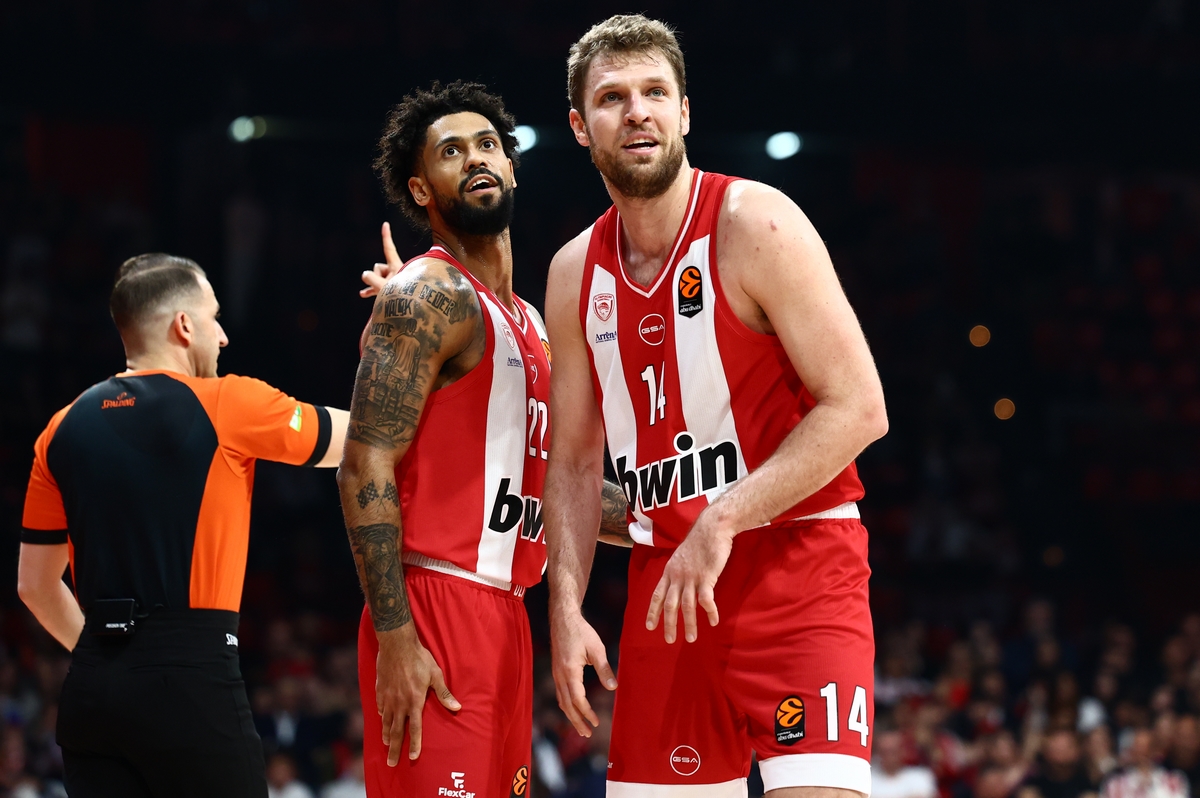 Τάιλερ Ντόρσεϊ και Σάσα Βεζένκοφ