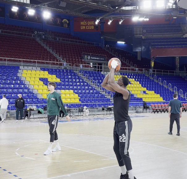 Τα βίντεο του Sportal από την προπόνηση του Παναθηναϊκού στην Βαρκελώνη και τον Γκραντ να δοκιμάζει το χέρι του