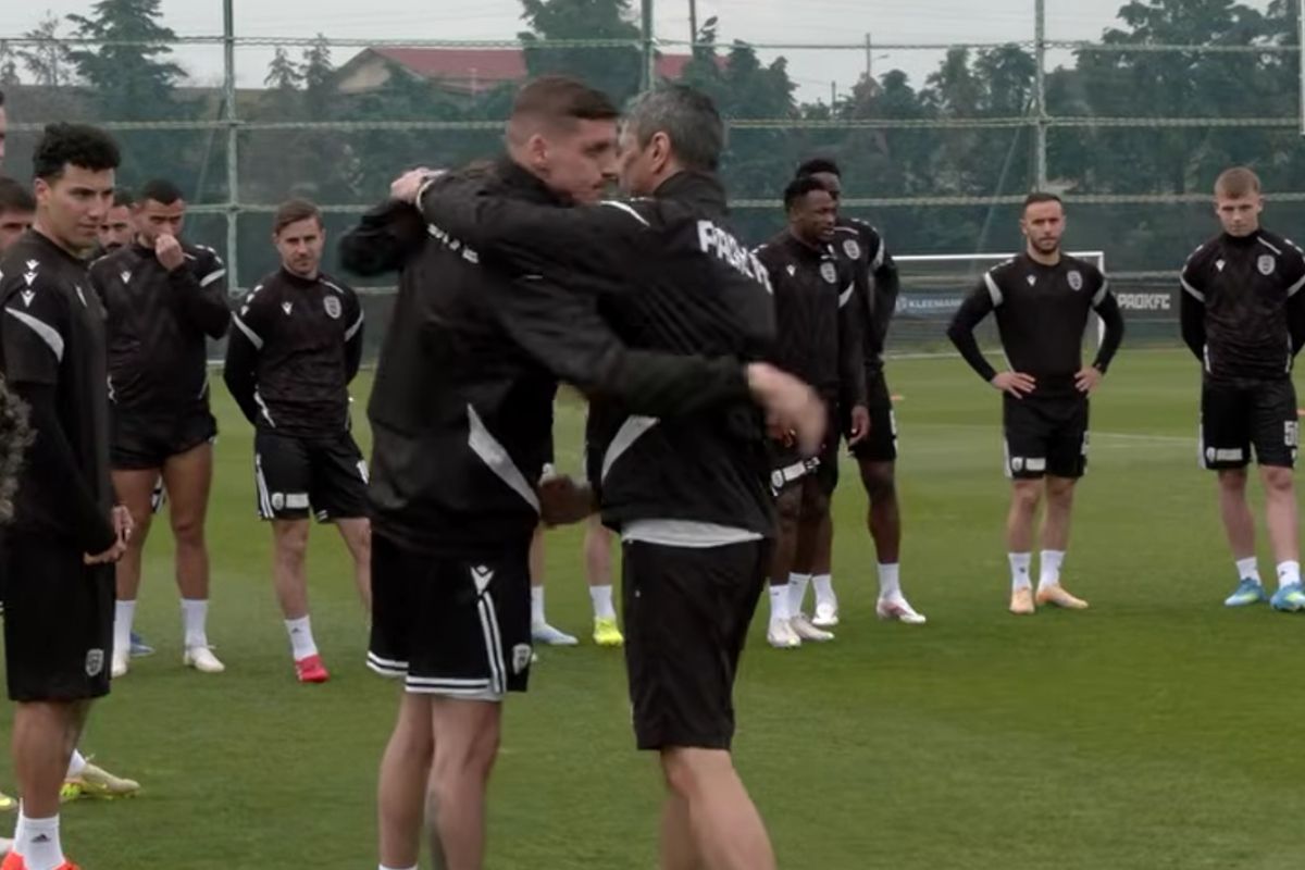 Στο πλευρό του Λουτσέσκου οι παίκτες ΠΑΟΚ – Συγκινητική στιγμή στη Νέα Μεσημβρία (vid)