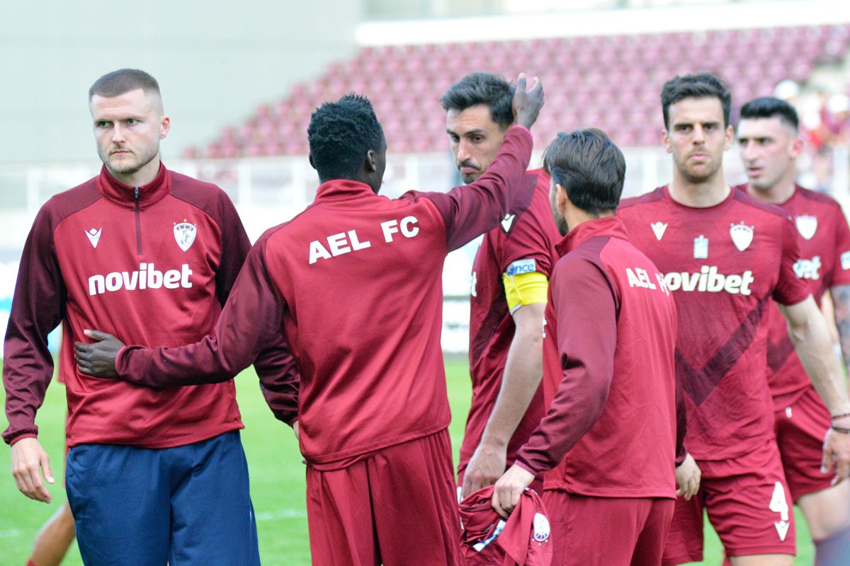 ΑΕΛ: Η συνάντηση με τους οπαδούς και οι ατάκες του Παντελίδη