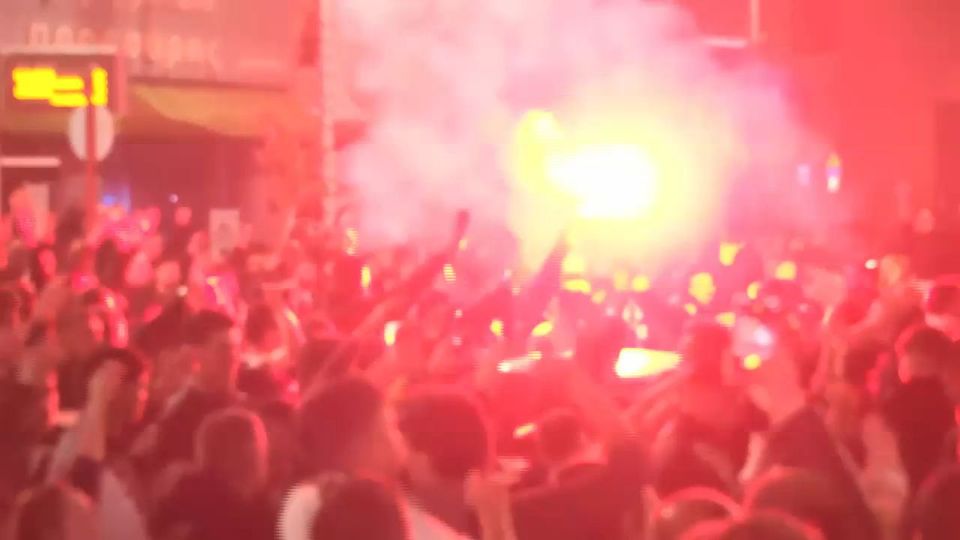 Τη «νύχτα μέρα» έκαναν οι φίλοι του ΟΦΗ στο Ηράκλειο μετά την κατάκτηση του Κυπέλλου (vid)