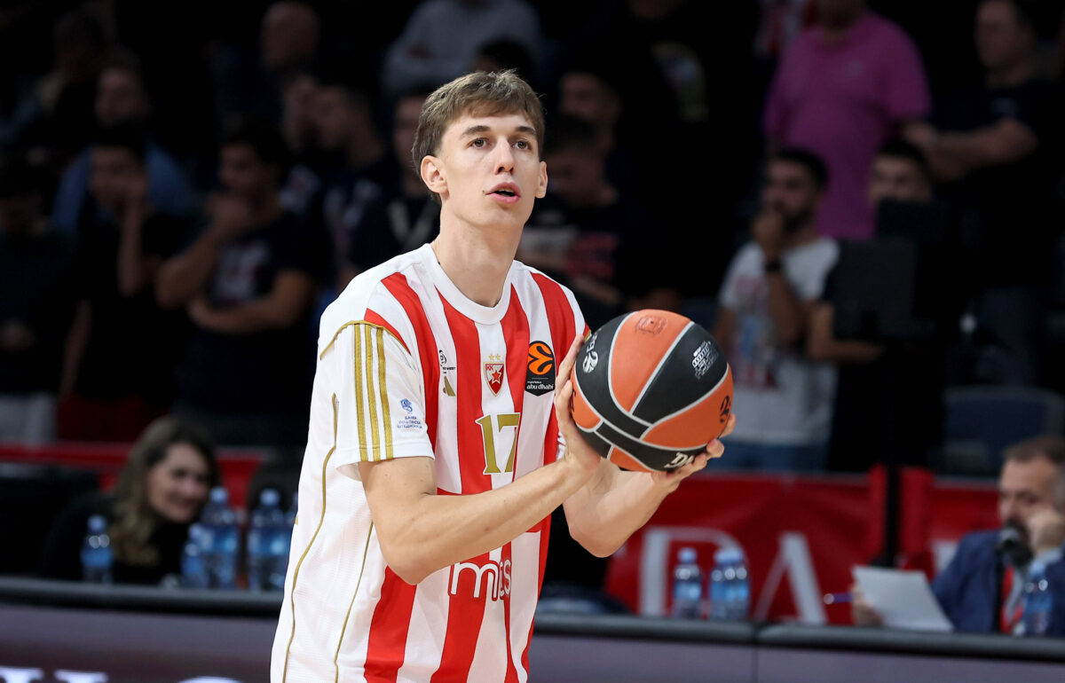 Από τον Ερυθρό Αστέρα στο Σεντ Τζονς: Ο Ρικ Πιτίνο «κλέβει» άλλο ένα μεγάλο ταλέντο της Ευρώπης