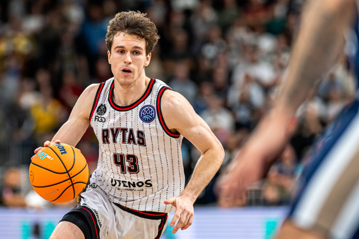 Στη Φενέρμπαχτσε το νέο μεγάλο ταλέντο της Λιθουανίας