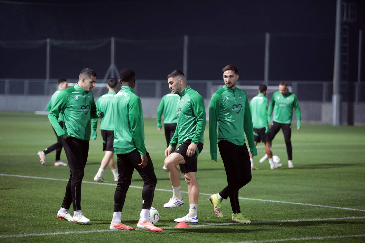 Οι Έλληνες της Ομόνοιας αγκαλιά με το πρωτάθλημα: Πως το σηκώνει η ομάδα της Λευκωσίας