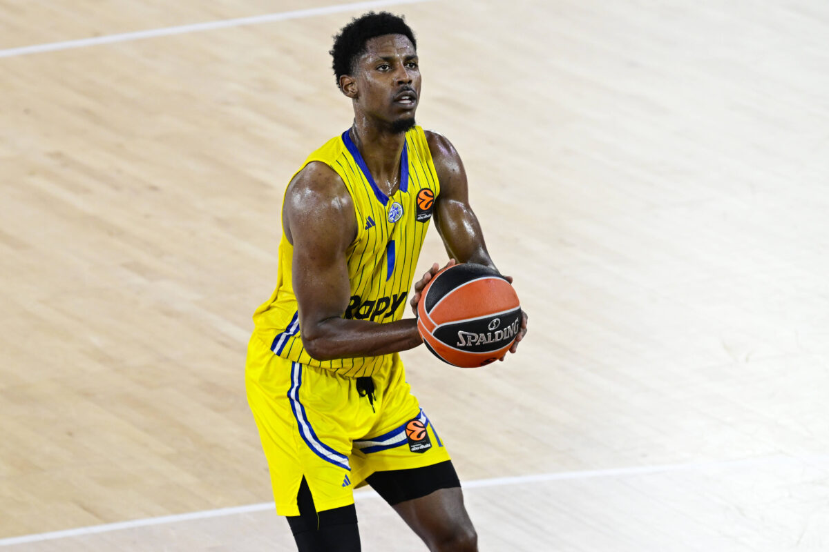 Μακάμπι και Χόαρντ συνεχίζουν μαζί μέχρι το 2029