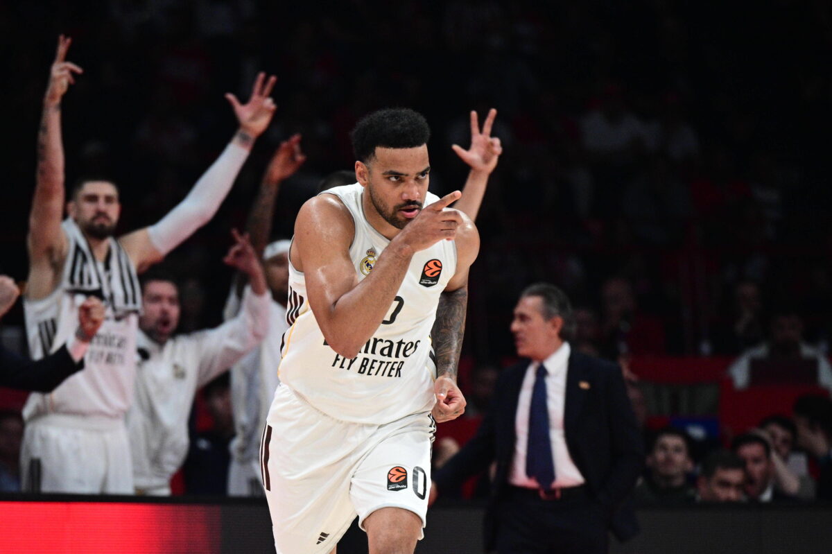 LIVE: ΡΕΑΛ ΜΑΔΡΙΤΗΣ – ΕΡΥΘΡΟΣ ΑΣΤΕΡΑΣ