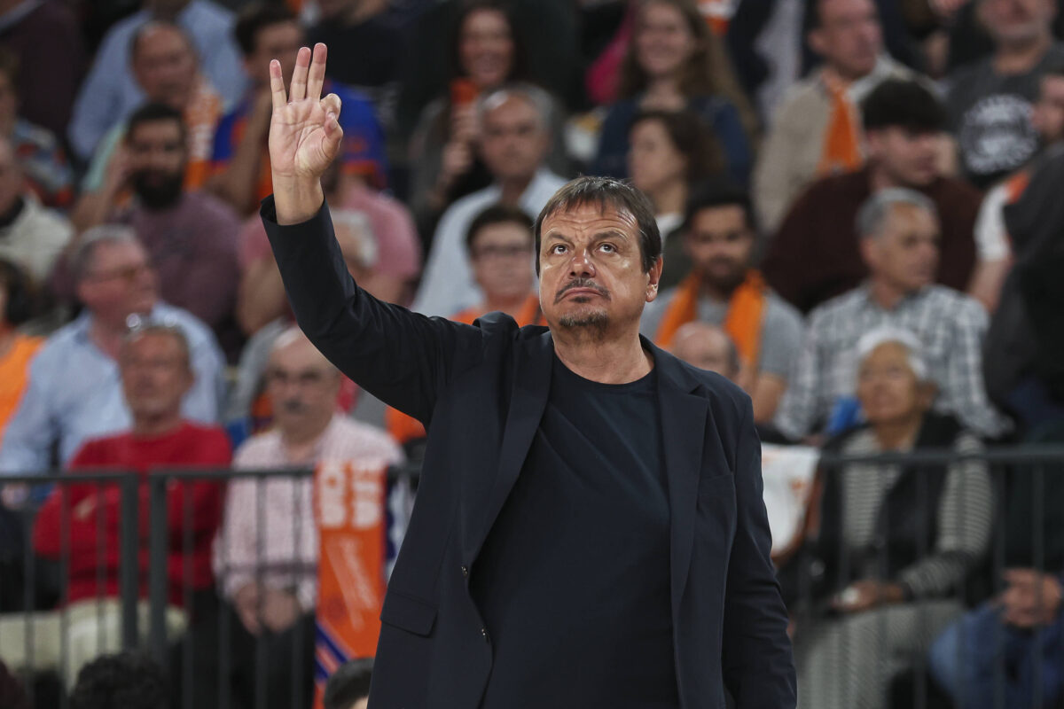 Ο άνθρωπος που ξέρει καλύτερα τη Βαλένθια μιλά στο Sportal: «Ο Αταμάν μας έκανε το καλύτερο κομπλιμέντο»