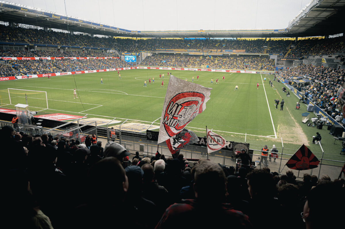 Σοκ στη Δανία: Μαχαιρώθηκε 19χρονος παίκτης της Μίντιλαντ!