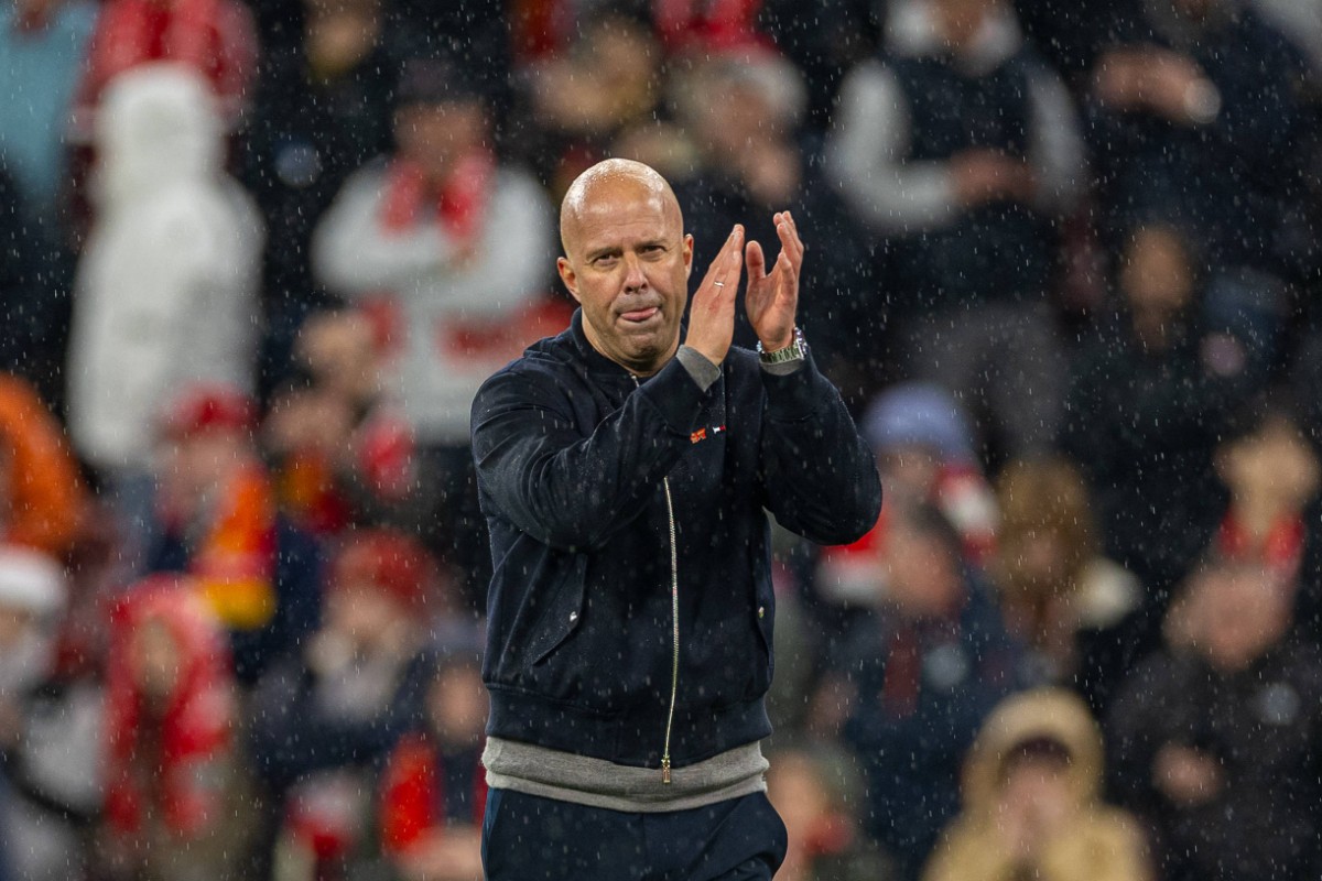 Ο Σλοτ παραμένει στη Λίβερπουλ και τη νέα σεζόν