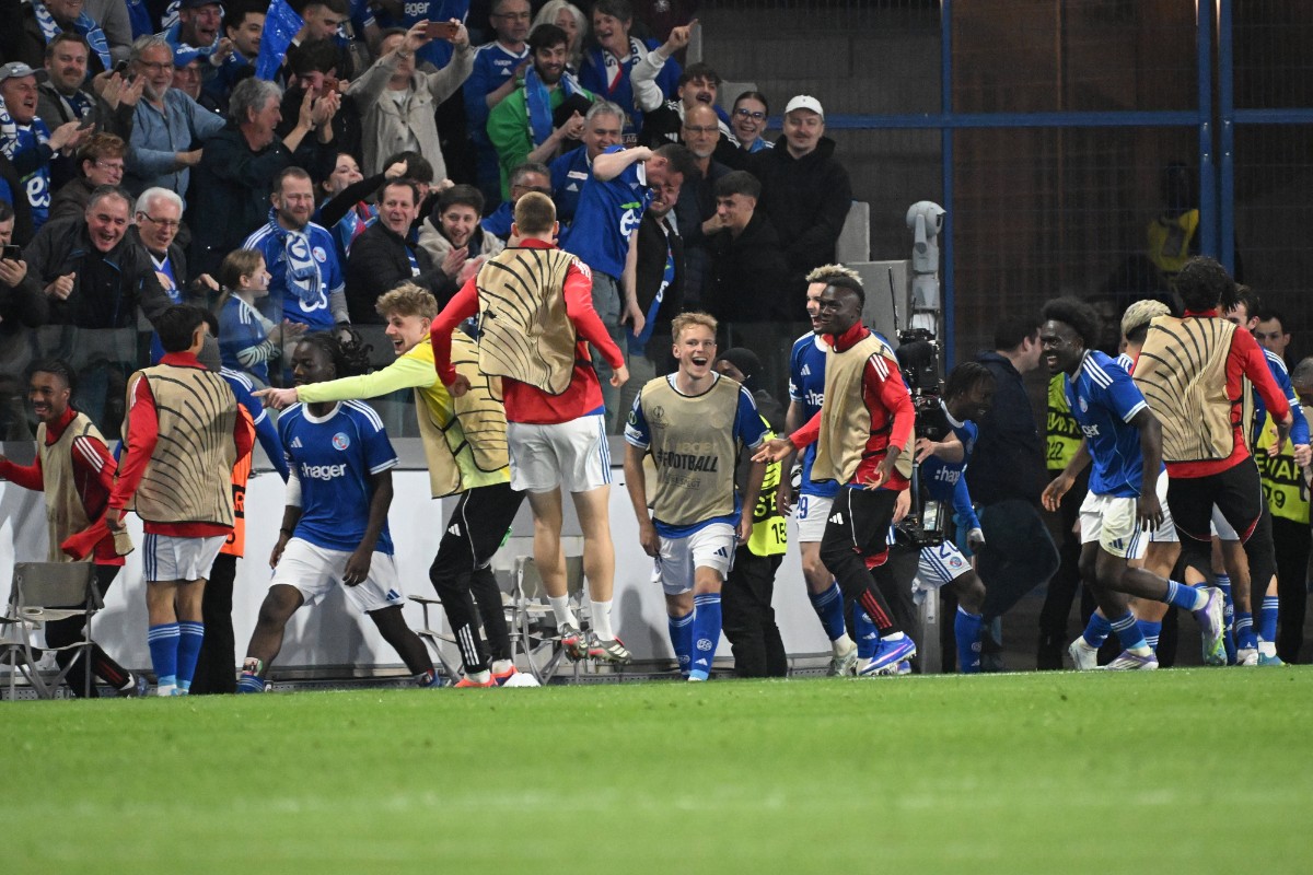 Τεράστια ανατροπή και πρόκριση για το Στρασβούργο – Στους «4» του Conference και η Κρίσταλ Πάλας