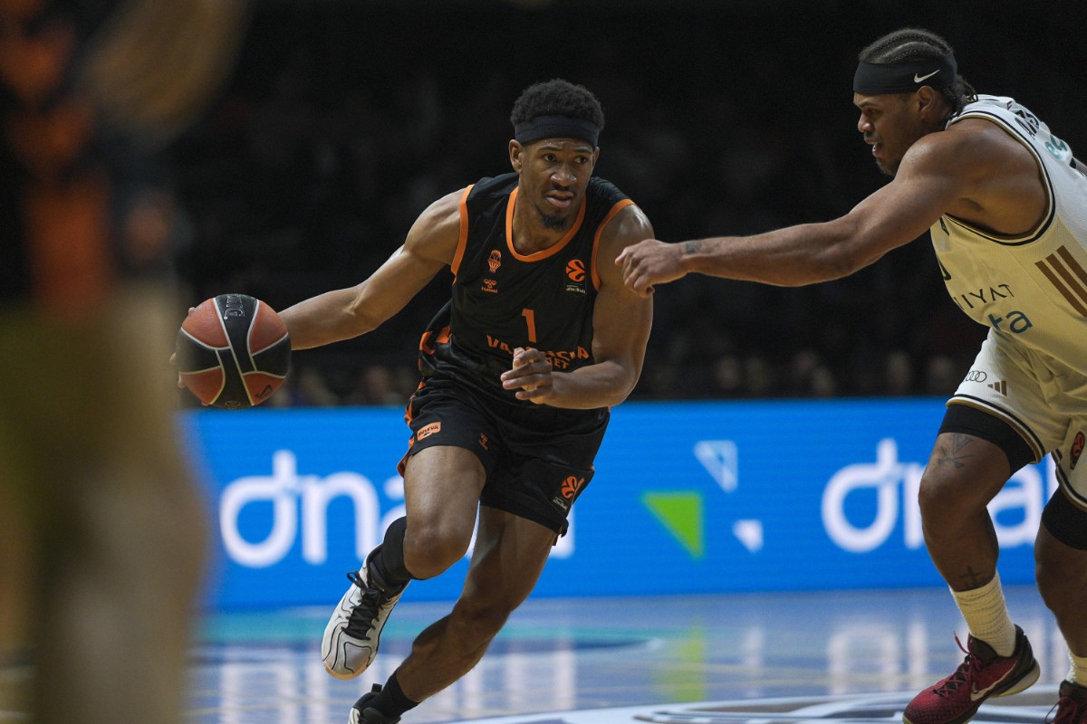 «Στο παιχνίδι για τον Κάμερον Τέιλορ της Βαλένθια ο Ολυμπιακός» – Τι αναφέρει Ιταλός δημοσιογράφος