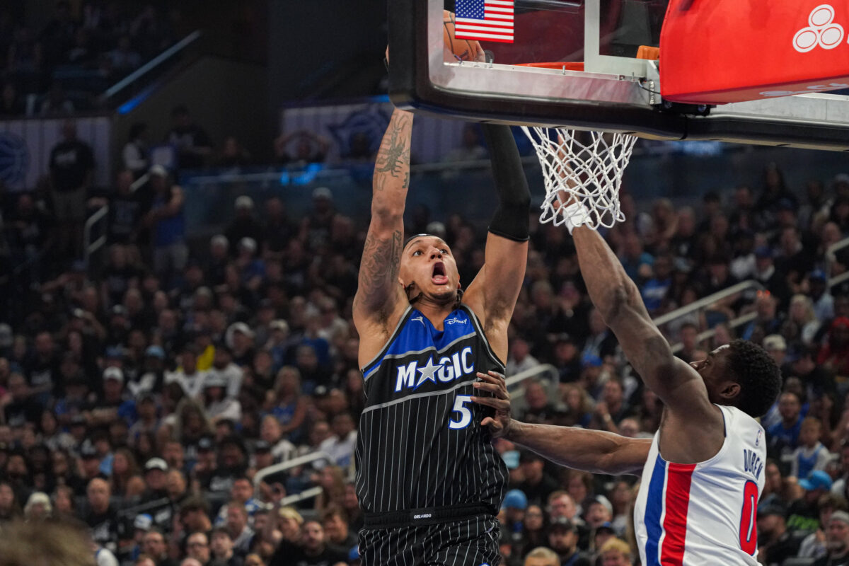 Οι Μάτζικ λύγισαν τους Πίστονς και πήραν κεφάλι στη σειρά