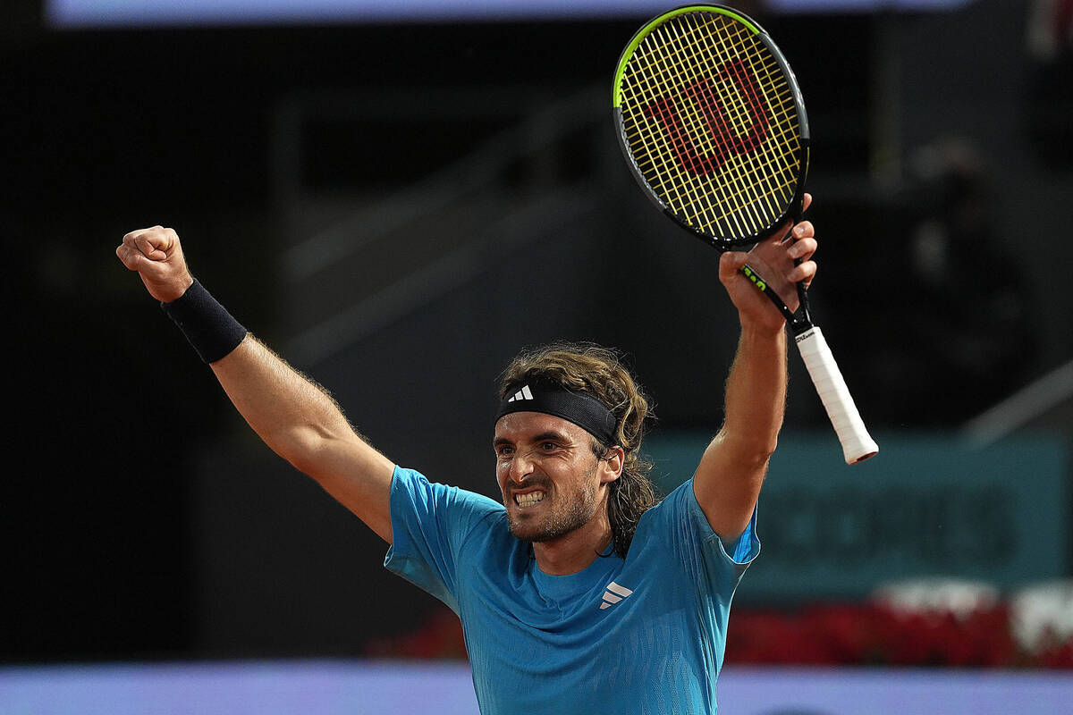 Εύκολη πρόκριση για τον Τσιτσιπά στους «16» της Μαδρίτης