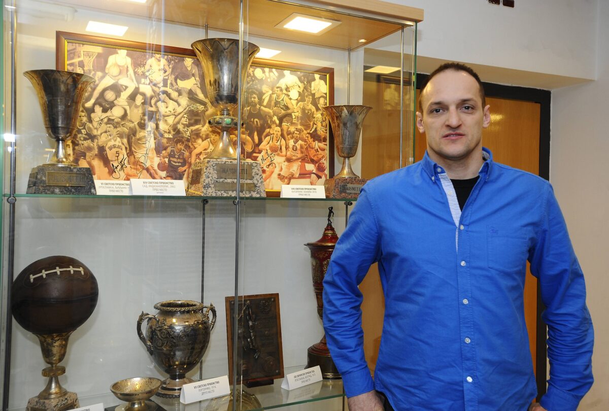 Σκληρή επίθεση Ρακόσεβιτς στον Ερυθρό Αστέρα: «Απέτυχε στη φετινή EuroLeague»