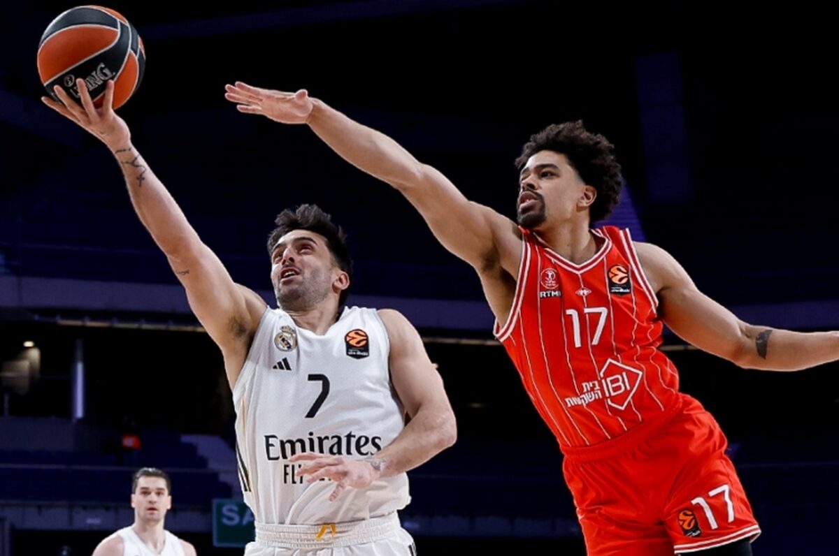 Φακούντο Καμπάτσο