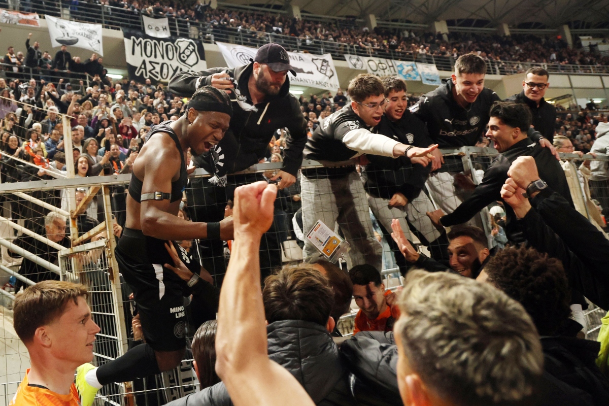 Όλα όσα έγιναν μετά το σφύριγμα της λήξης – Οι έξαλλοι πανηγυρισμοί και τα δάκρυα Πουρσανίδη στο φινάλε! (vids)