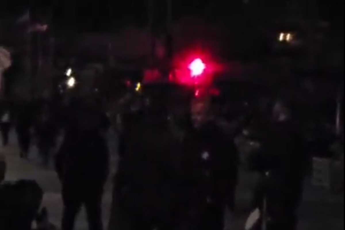 Το βίντεο του Sportal με τους πυρσούς που άναψαν οι οπαδοί του ΟΦΗ πριν τον τελικό