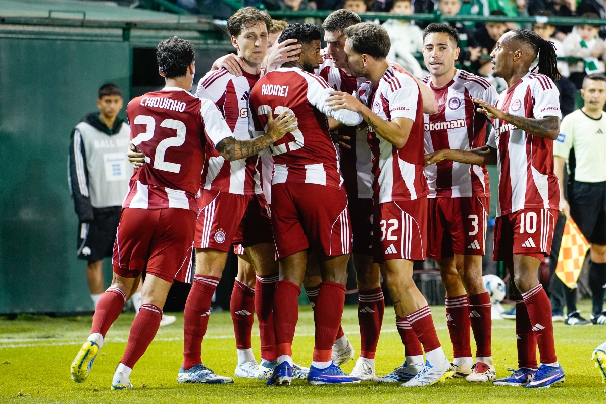 Πέρασε από τη Λεωφόρο ο Ολυμπιακός και έμεινε «ζωντανός» στη μάχη του τίτλου