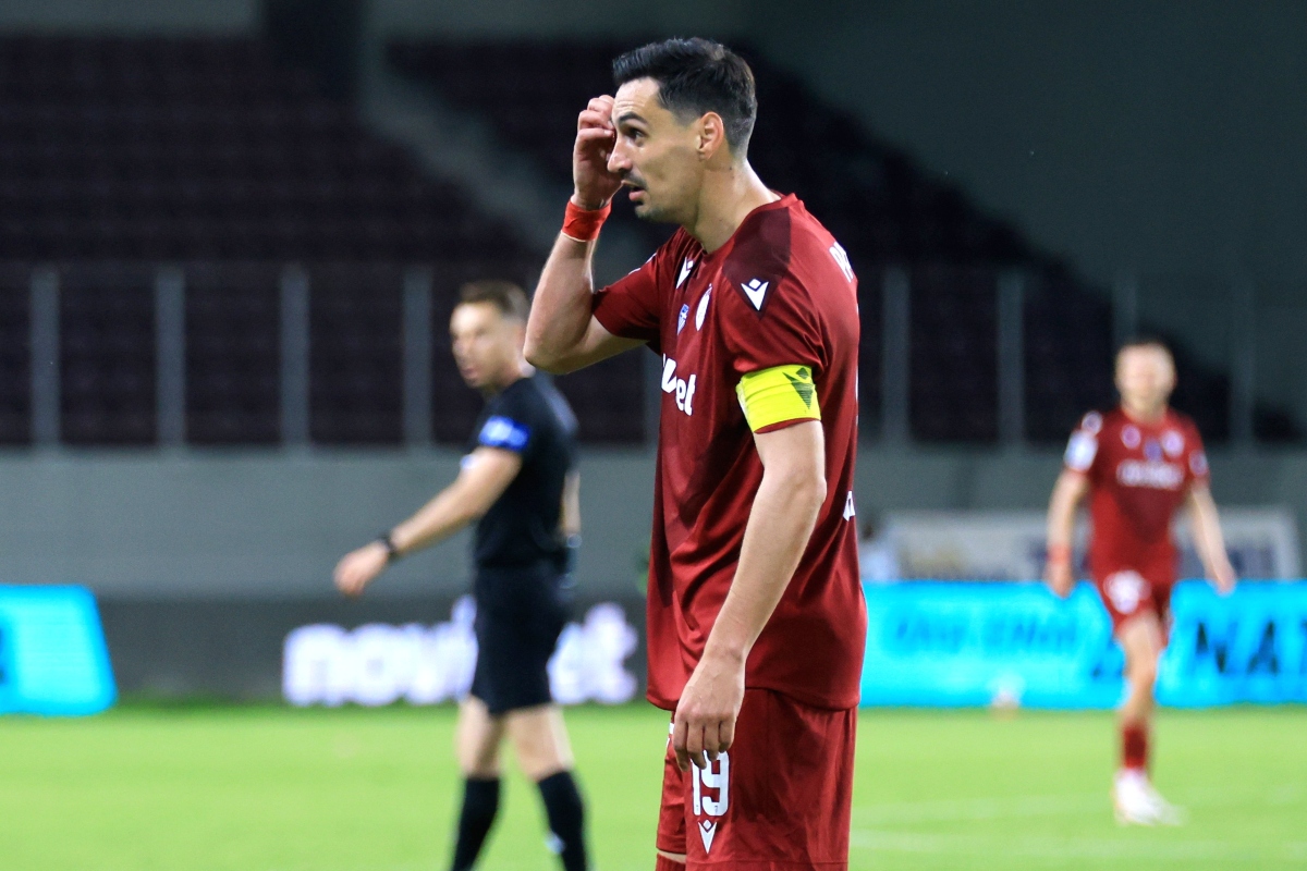 Τετ α τετ οπαδών της ΑΕΛ Novibet με τον Γιάννη Πασά μετά το φινάλε