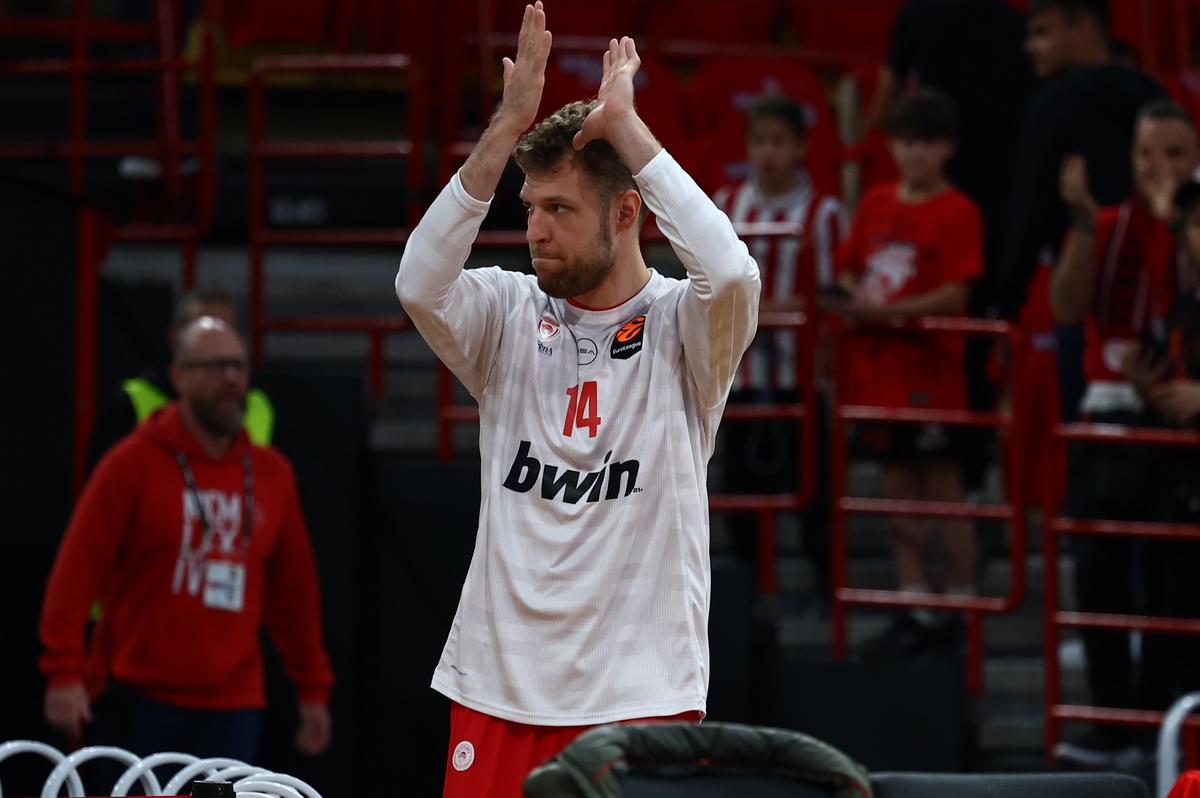 Σάσα Βεζένκοφ