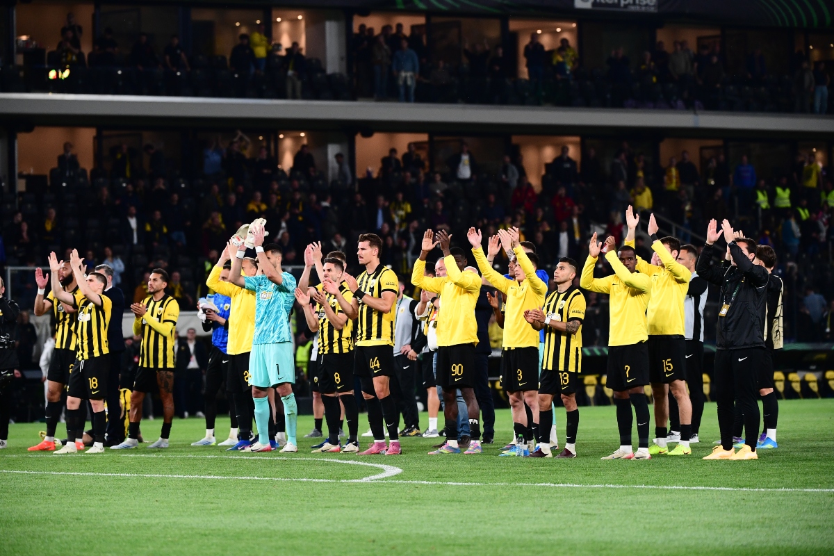 ΑΕΚ: Όσα δεν έδειξε η TV με την Ράγιο – Ο χαμός στην εξέδρα και η αποθέωση παρά τον αποκλεισμό