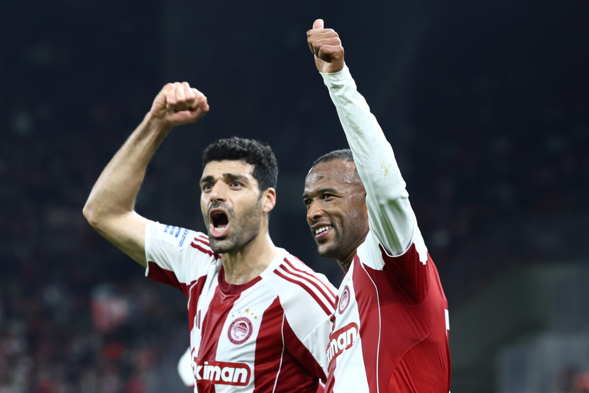 Ολυμπιακός: Τεράστια διαφορά όταν παίζει με έναν φορ