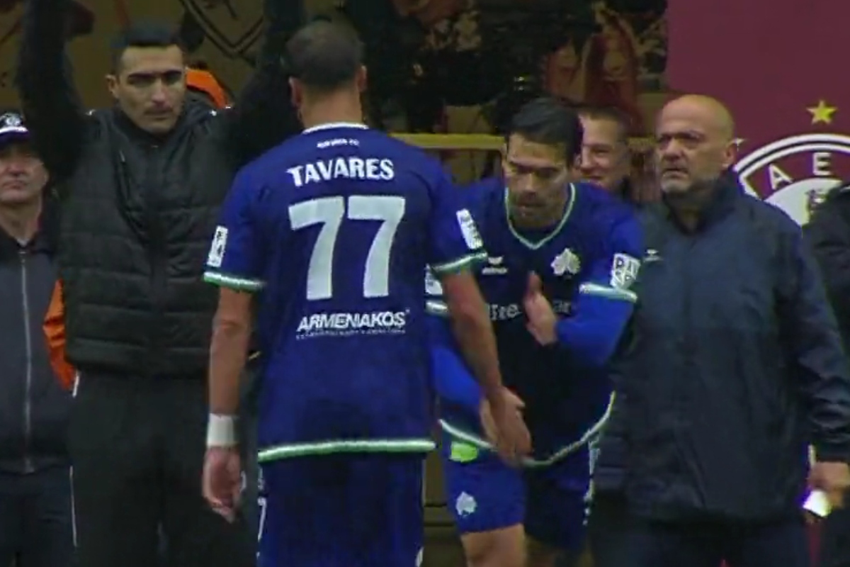 Ένταση με Ταβάρες στην ΑΕL FC Arena  (vid)